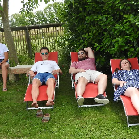 La Maison Ronde Et Ses 2 Cahutes Hébergement de vacances