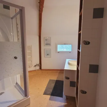 La Maison Ronde Et Ses 2 Cahutes Hébergement de vacances *