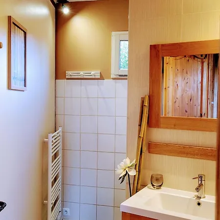 La Maison Ronde Et Ses 2 Cahutes Hébergement de vacances